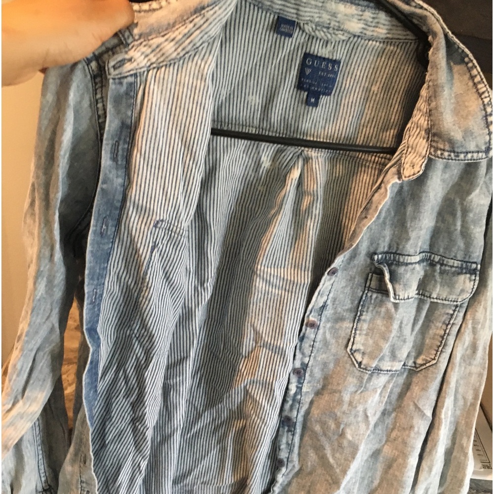 GUESS mens shirt